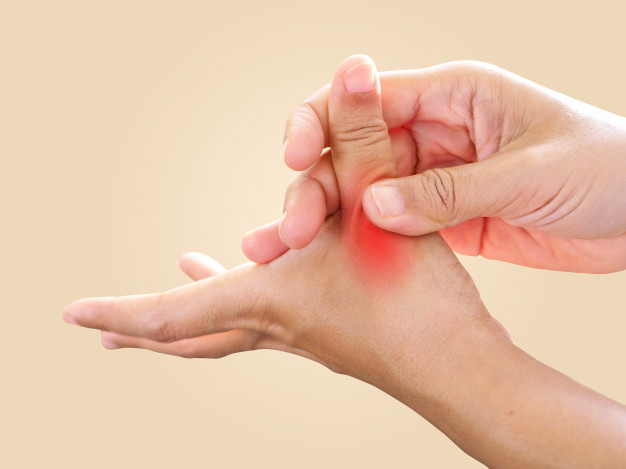 Tingling Fingers: Causes, Other Symptoms, and Treatments